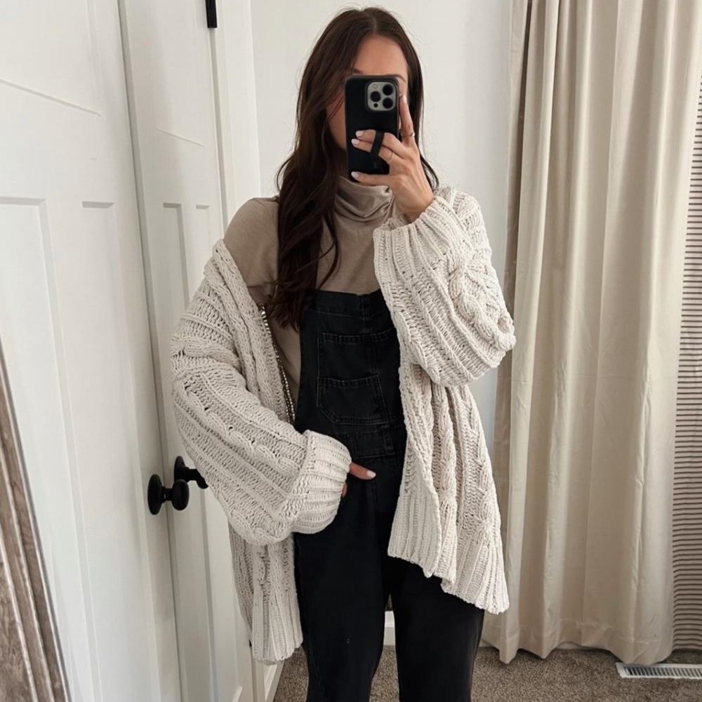 Chunky oversized cardigan